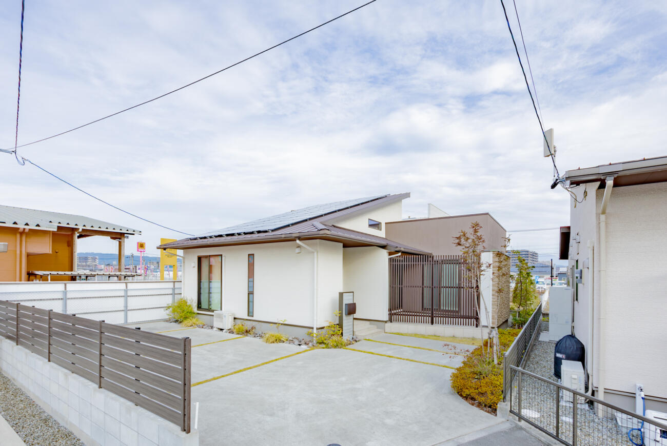 平屋に夢をつめこむ<br>霧島市福島