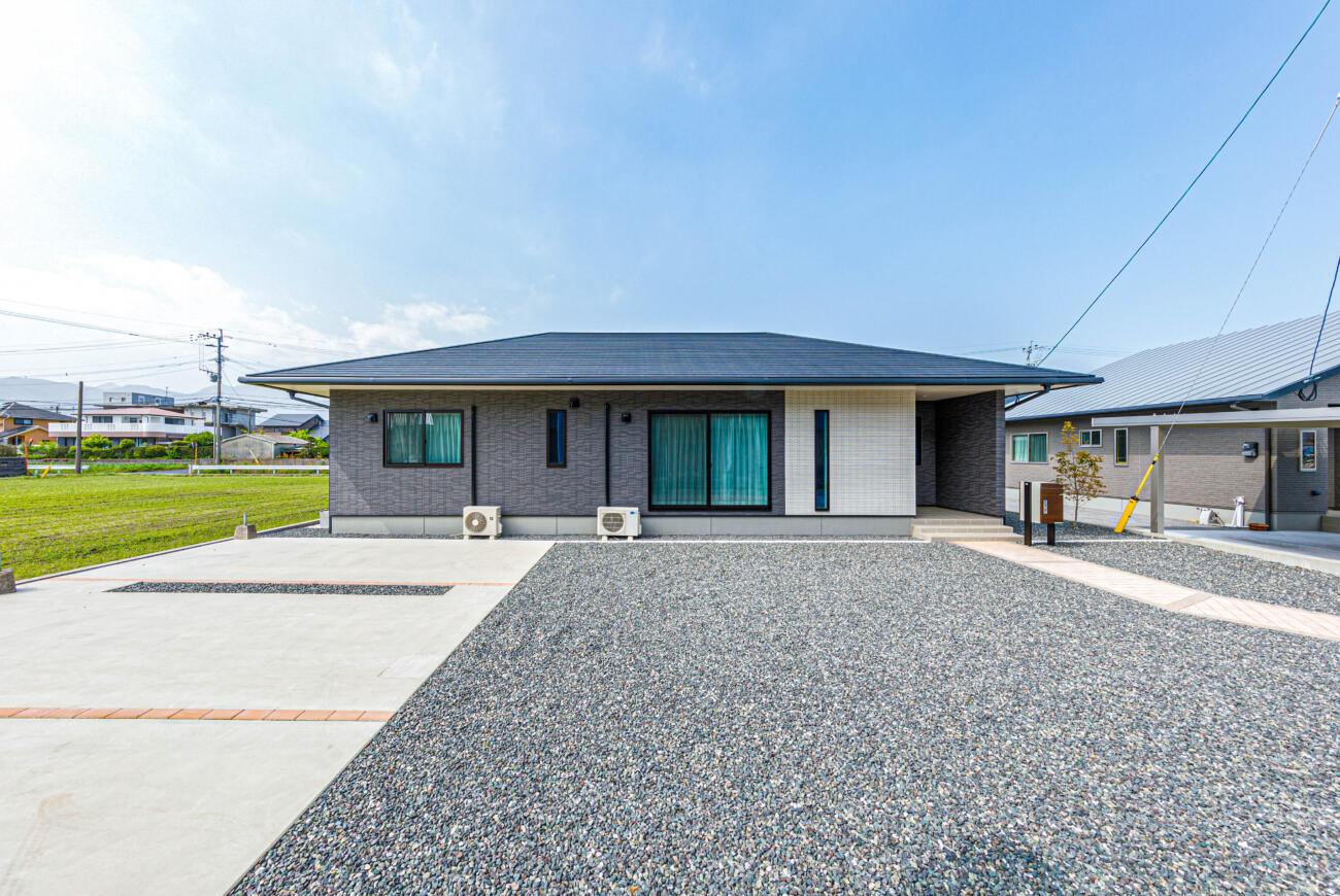 札元タイルモデルA号館