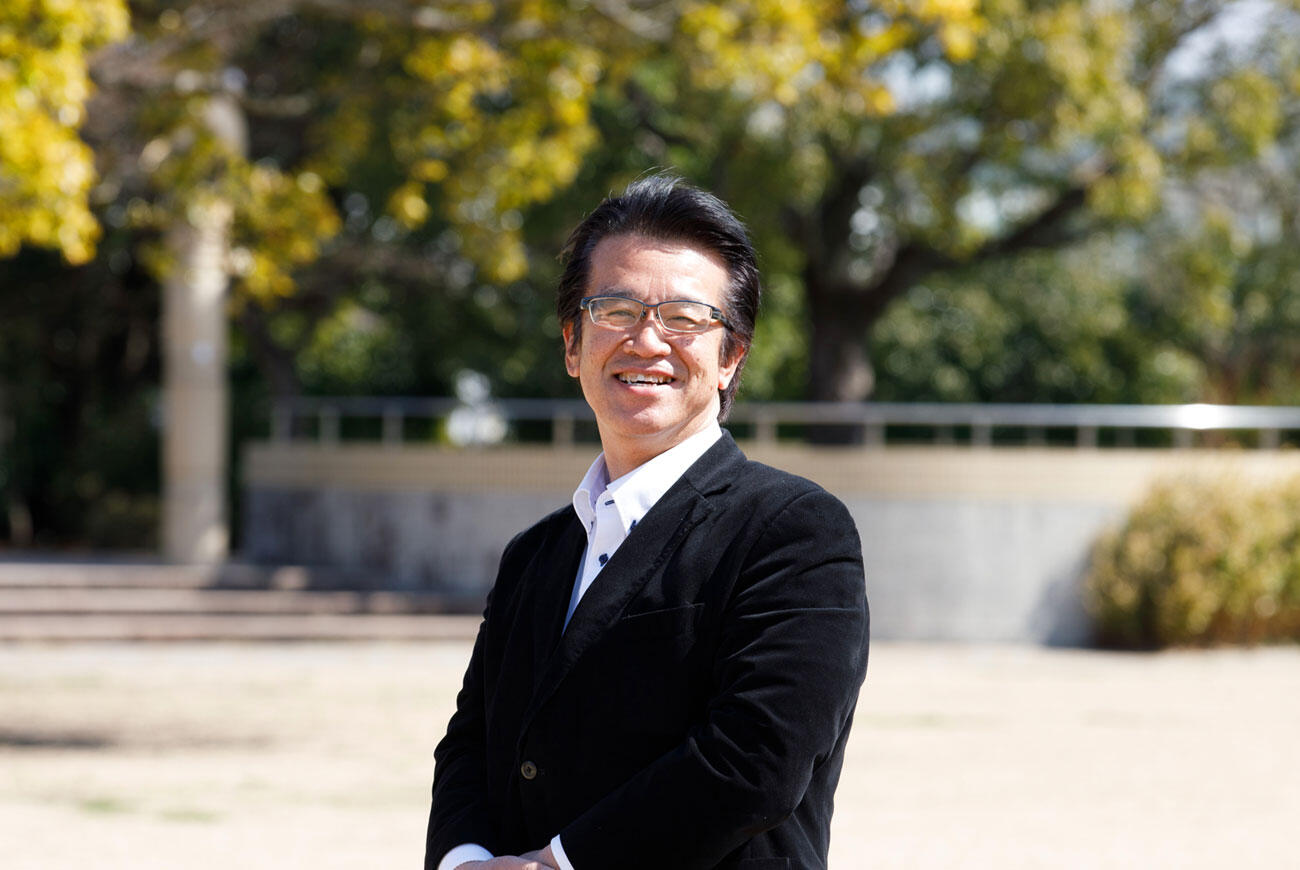 中尾　彰宏