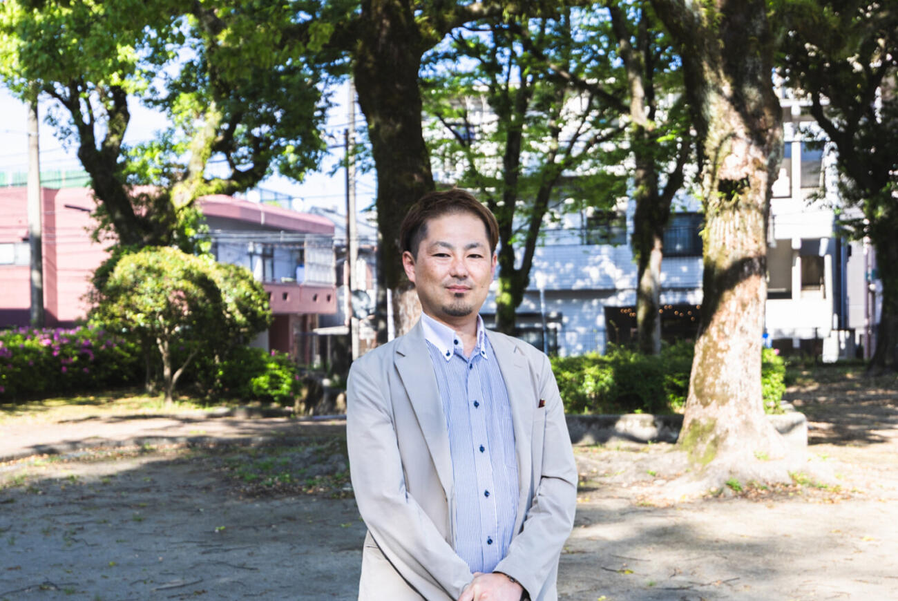 山口　徹也