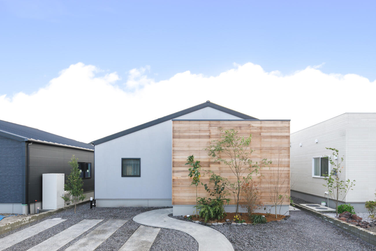 　╲便利な3way動線／認定長期優良住宅『niko and ...　EDIT HOUSE  鹿屋』